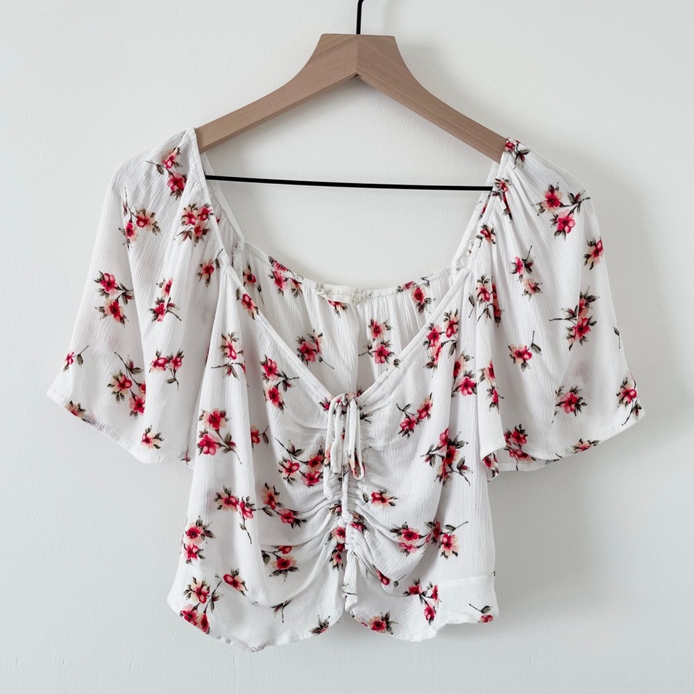 Altar'd State White and Red Ruched Crop Blouse